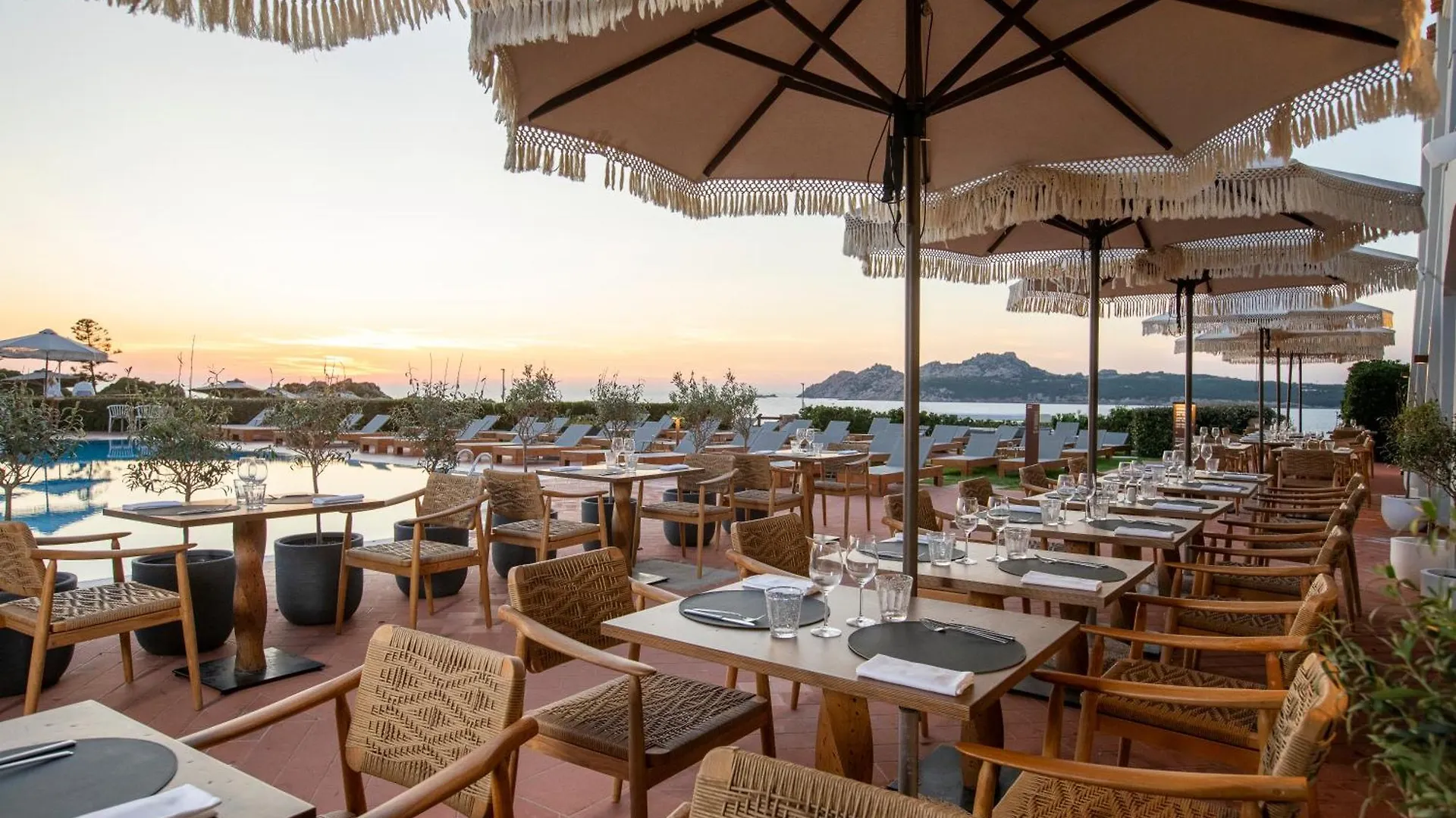 Mangia'S Santa Teresa Sardinia, Curio Collection By Hilton Hotel Santa Teresa Gallura Üdülőközpont