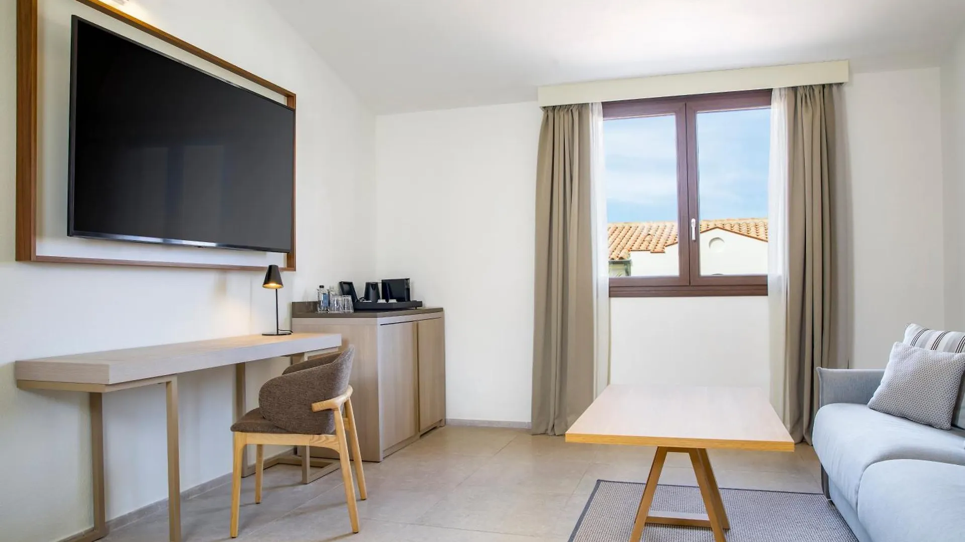 Hotel Mangia'S Santa Teresa Sardinia, Curio Collection By Hilton Santa Teresa Gallura