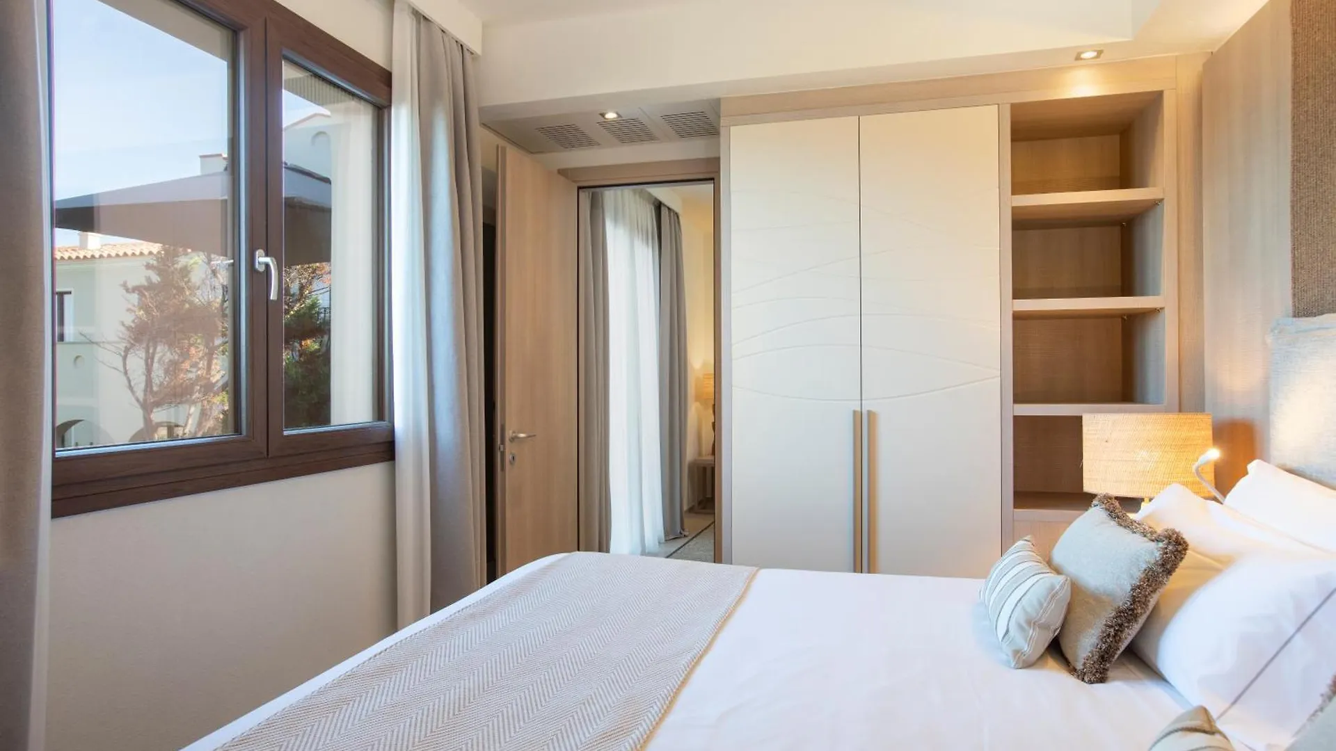 ***** Rezort Hotel Mangia'S Santa Teresa Sardinia, Curio Collection By Hilton Santa Teresa Gallura Itálie